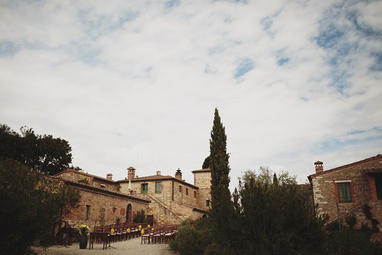 Casa Bianca Wedding Photography in Tuscany 001