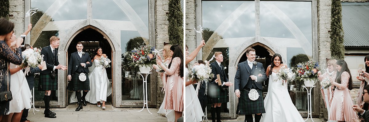 Wedding bubbles instead of confetti