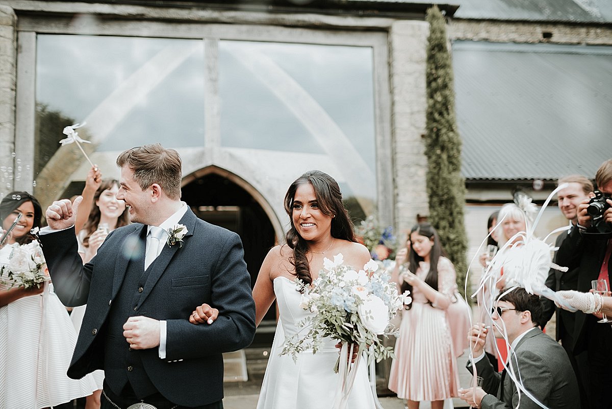 Wedding bubbles rather than confetti